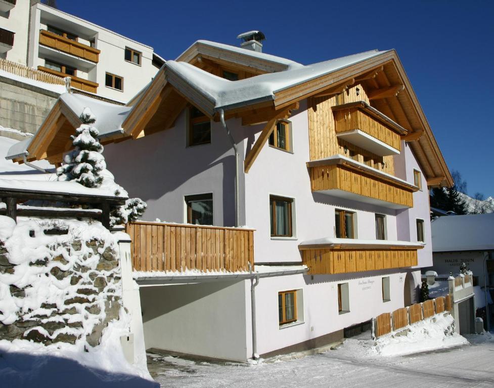 Landhaus Flunger Sankt Anton am Arlberg Dış mekan fotoğraf